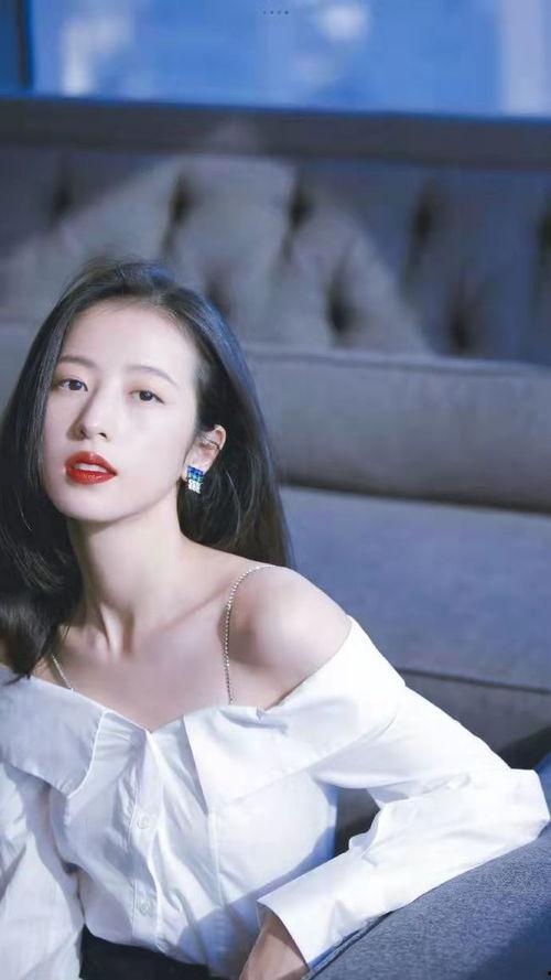 国产网红美女刘婷视频,视频魅力绽放，国产美女风采独树一帜