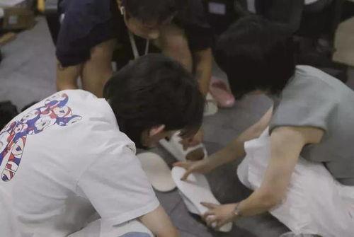 国产拖鞋直播间视频