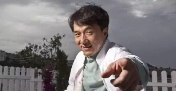 成龙帮助国产新人视频